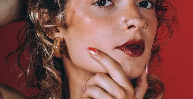 photo  zélie.  &copy;  loana duron 