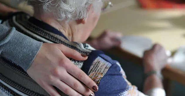 photo  la maladie de parkinson concerne majoritairement les personnes de plus de 60 ans, même si elle peut apparaître plus tôt (photo d’illustration).  &copy;  archives ouest-france 