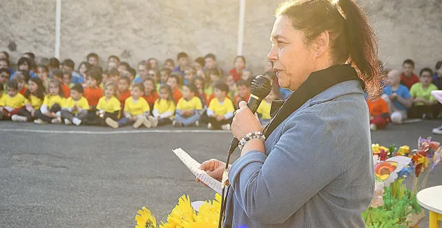photo  ancienne élève de l’école, véronique a commencé son métier d’asem, lors de l’année scolaire 1981-1982, en avril prochain elle partira à la retraite, après une carrière bien remplie.  &copy;  ouest-france 