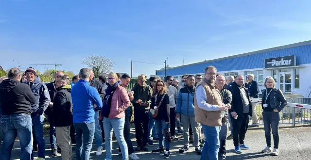 photo  avrillé, mardi 24 mars 2026. environ 140 salariés de l’usine aéronautique parker-meggitt ont fait grève.  &copy;  co - chloé bossard 
