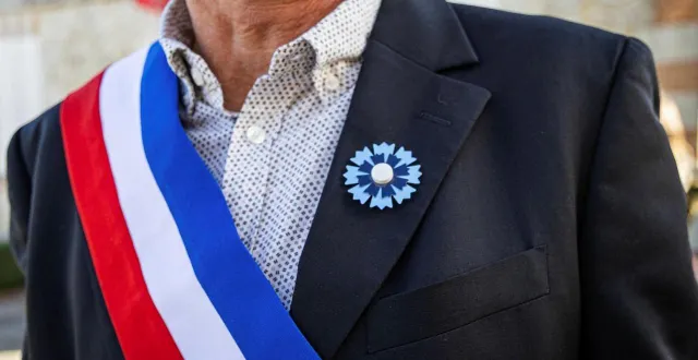 photo  combien les maires délégués et ceux de communes nouvelles peuvent-ils toucher en indemnités ? (photo d’illustration)  &copy;  hans lucas via afp 