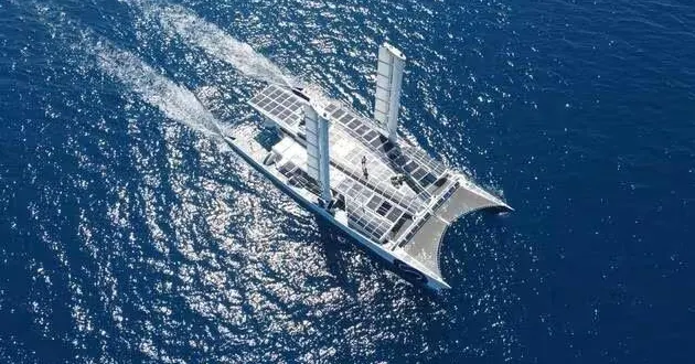 photo  l’energy observer produit sa propre énergie.   &copy;  energy observer 