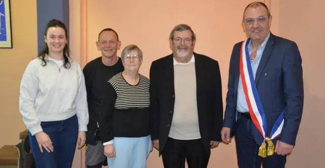 photo  de gauche à droite : lucie martineau, emmanuel pointu, marie-anne mahieu, dominique regnier et philippe audureau.  &copy;  co 