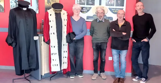 photo  de g à d : maryline boissinot, michel onillon, joseph paquereau, julien pinault, bénévoles au cinéfil, commission aventures cinéma, le 20 mars 2026  &copy;  co 