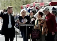 photo  le documentaire suit notamment romain lemoigne et marie-caroline le pen. 