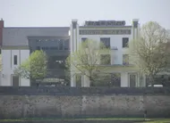 photo  ce jeudi 26 mars, le casino de saumur (maine-et-loire) ouvre ses portes aux joueurs. il s’agit du premier établissement de jeux du département. 
