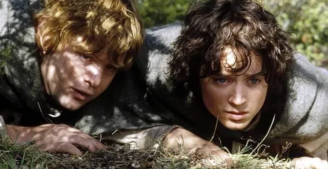photo  « le seigneur des anneaux (les deux tours) », réalisé par peter jackson, avec sean astin (à gauche) et elijah wood (à droite).  &copy;  photo : d.r. 