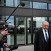 photo  jean-michel aulas, entouré par des journalistes à lyon, le 16 mars 2026. 