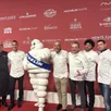 photo  arnaud viel (au centre) lors de la remise des étoiles du guide michelin, mi-mars 2026 à monaco. 