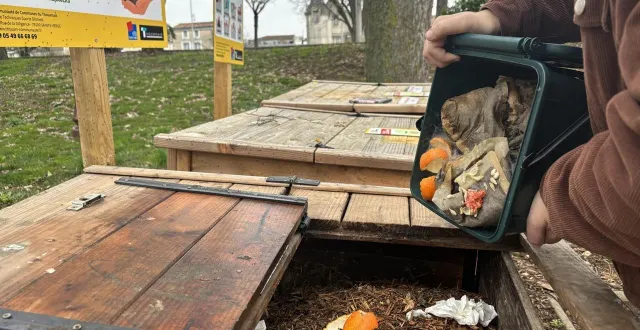 photo  une balade de 3 km à la découverte des sites de compostage partagé du territoire  &copy;  archives co 