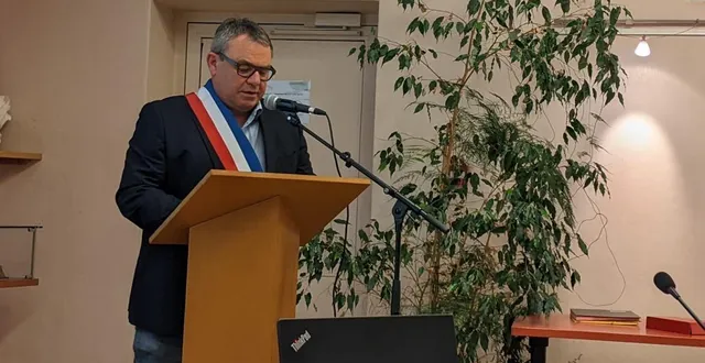 photo  sans surprise, arnaud hie a été réélu maire de briollay lors du conseil d’installation, vendredi dernier.  &copy;  co 