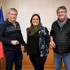photo  de gauche à droite : dominique laigre, maire ; alison mézerette, deuxième adjointe et benoît cordey, premier adjoint. 