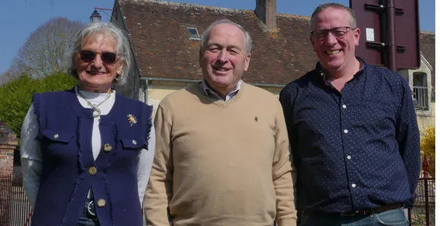 photo  de gauche à droite : jacqueline calbris, jean michel bouvier et frédéric glon.  &copy;  ouest-france 
