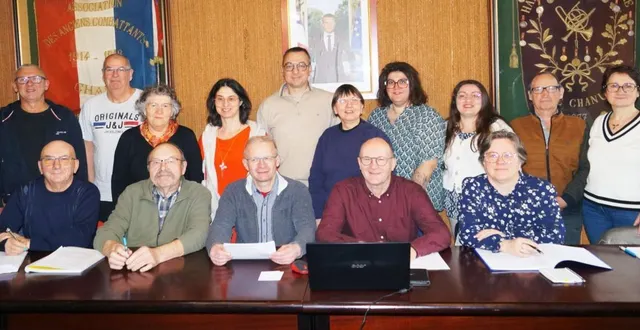photo  au premier rang : michel masson, michel chancerel (troisième adjoint), sylvain brière (premier adjoint), michel legalle (maire), céline levée (deuxième adjointe). au second rang : yannick levard, denis legoupil, karine folmard, katia hardouin, nicolas marie, tatiana lelandais-renouard, alexandra olonde, claude visse et rachel laurent.  &copy;  ouest-france 