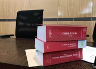 photo  un policier est soupçonné d’avoir aidé des colombiens intervenant pour un narcotrafiquant français. 