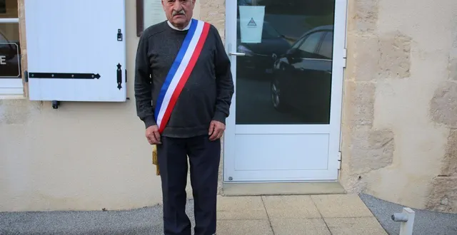 photo  roger poisson, maire.   &copy;  le maine libre 