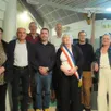 photo  anita burot avec l’écharpe de maire entourée des adjoints et conseillers délégués après la séance de conseil municipal. 