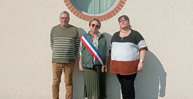 photo  denis touchard et carole ravalet sont les deux nouveaux adjoints.  &copy;  le maine libre 