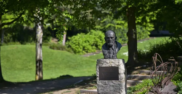 photo  le parc monod est fermé au public à partir de 14 h.  &copy;  archives denis lambert - le maine libre 