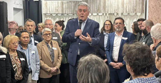 photo  gilles bourdouleix lors de la présentation des membres de sa liste cholet passion pour les élections municipales de 2026. désormais battu, quelles options s’ouvrent lui ?  &copy;  ouest-france 