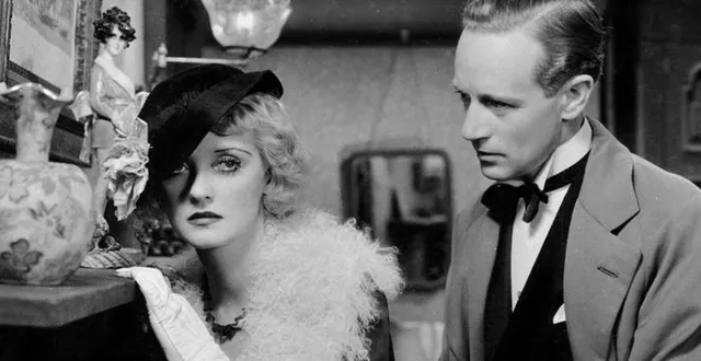 photo  « l’emprise », un film de 1934 avec bette davis et leslie howard.  &copy;  mubi 