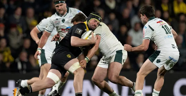 photo  grégory alldritt lors du match face à pau pour la 19e journée de top 14.  &copy;  xavier leoty / afp 