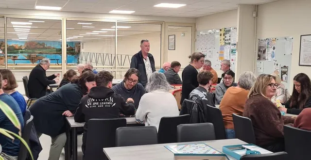 photo  cette soirée jeu à l’union de miré a été appréciée par les participants.  &copy;  co 