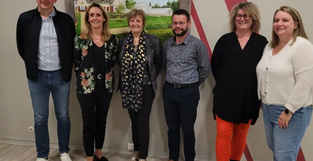 photo  à bonnétable (sarthe), la maire et les adjoints ont été officiellement désignés le 20 mars 2026. de gauche à droite : loïc lecesve, marie-laure pléver, catherine chartrain, mathieu gohaud, laetitia jarry et aurélia dupont.  &copy;  mairie de bonnétable 