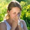 photo  une jeune femme allergique au pollen (photo d’illustration). 