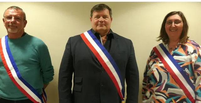 photo  pascal lagoguée, maire de saint-maurice-etusson et ses deux adjoints : 1re adjointe, christelle poisson et 2e adjoint, eric giraud.  &copy;  co 