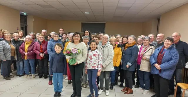 photo  le groupe de paroissiens.  &copy;  co 