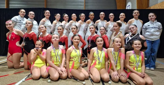 photo  l’équipe de twirling s’est illustrée.  &copy;  twirling club de celles 