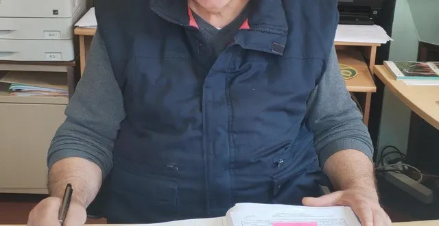 photo  serge lebreton est le nouveau maire.  &copy;  ouest-france 