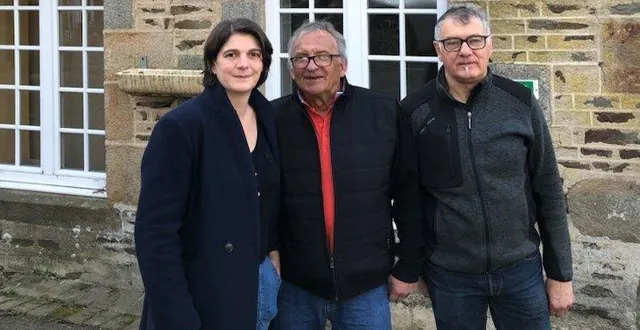 photo  hervé borderie (au centre), entouré de ses deux adjoints.  &copy;  fournie par le conseil municipal 