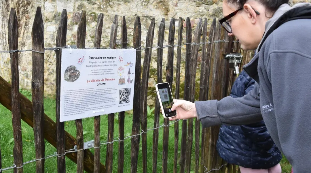 Sillé-le-Guillaume. Οι μαθητές διηγούνται την ιστορία της κληρονομιάς μέσω της μουσικής