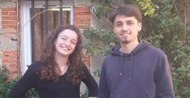 photo  maëla renaud remplace nathan barré au service communication du centre socioculturel de doué-la-fontaine.  &copy;  co 