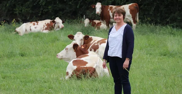 photo  appelée à devenir députée dans quelques semaines, patricia maussion aura moins de temps à consacrer à l’exploitation familiale bio de vaches laitières.  &copy;  archives ouest-france 