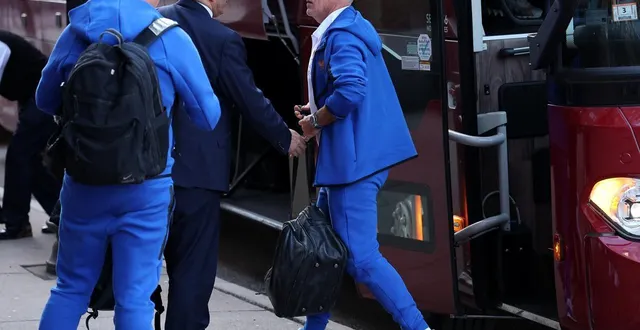 photo  didier deschamps arrivant au camp de base des bleus aux états-unis.  &copy;  afp / franck fife 