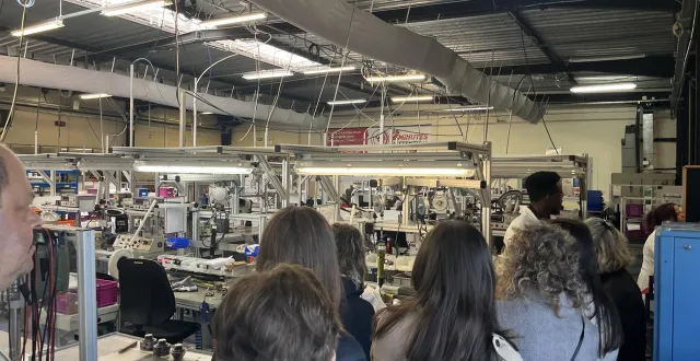 photo  environ 230 visiteurs étaient présents samedi 21, au matin pour la porte ouverte de mors smitt.  &copy;  le maine libre 