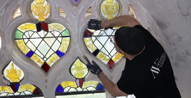 photo  des découvertes de vitraux, broderie d’or, vannerie, mosaïque, etc seront proposées à la mothe-saint-héray.  &copy;  ml 