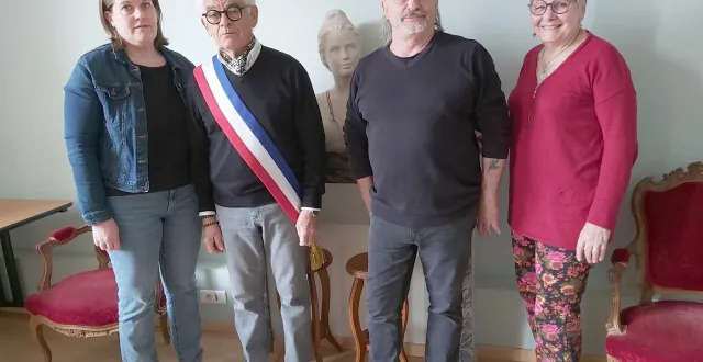 photo  angélique hatton, guy robineau, gilles lecuyer et brigitte jumel.  &copy;  le maine libre 