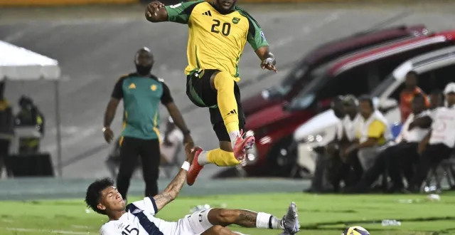 photo  renaldo cephas et la jamaïque sont favoris dans leur match de barrage face à la nouvelle-calédonie.  &copy;  archives afp 