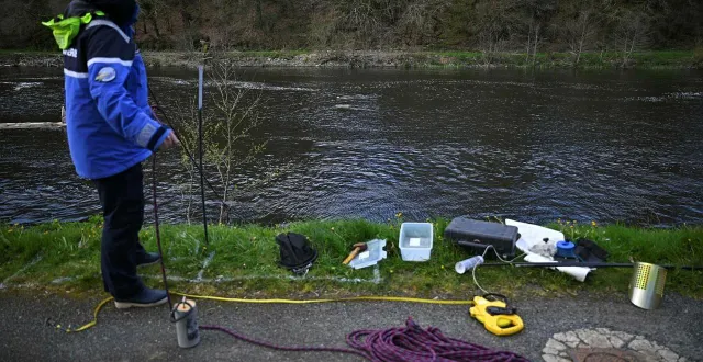 photo  les recherches de la gendarmerie ont commencé ce jeudi 26 mars 2026 au matin, dans le canal de nantes à brest, à châteauneuf-du-faou.  &copy;  guillaume saligot/ouest-france 
