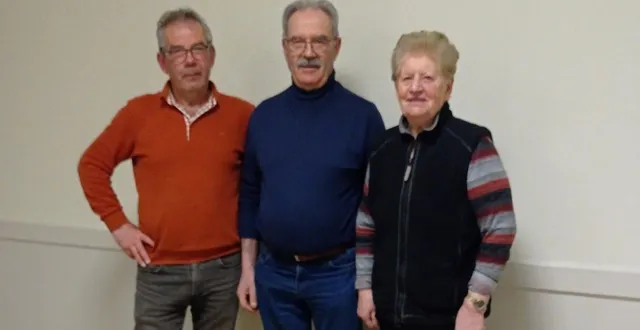 photo  le nouveau maire bernard baloche (au centre) avec ses adjoints, thérèse castets et olivier moreau.  &copy;  photo fournie par la mairie 