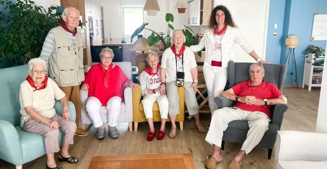 photo  des habitants âgés de 84 à 94 ans vivent dans l’habitat pour séniors ouvert par domani à mimizan (landes).  &copy;  domani 