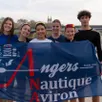 photo l'équipe d'angers nautique aviron, prête à partir aux france.