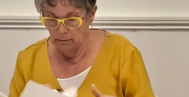 photo  martine couet est réélue maire.  &copy;  ouest-france 