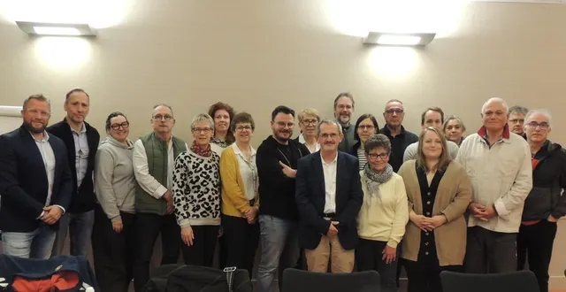 photo  le nouveau conseil municipal s’est installé vendredi soir.  &copy;  ouest-france 