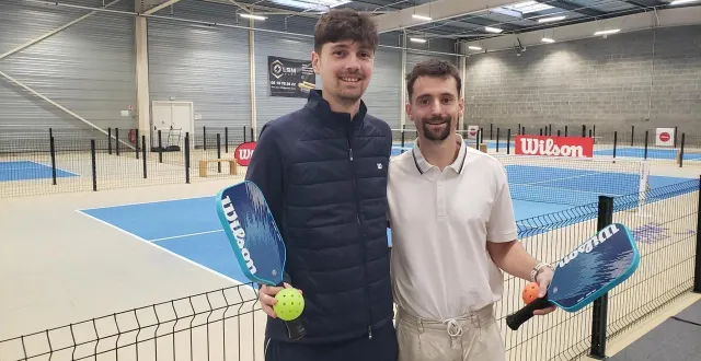 photo  thibault jacq et damien tourtelier ont lancé dink’it pickleball à la chapelle-des-fougeretz.  &copy;  ouest-france 