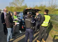 photo  l’edcf a mené des contrôles routiers auprès de candidats du permis en maine-et-loire. 